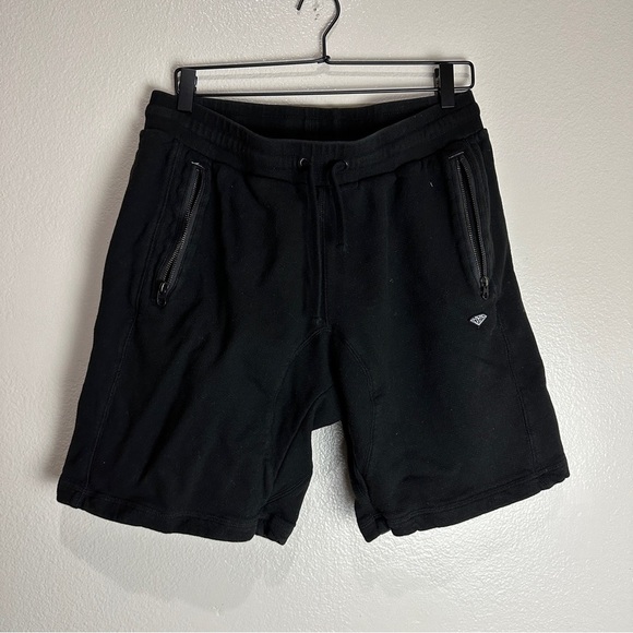 Diamond Supply Shorts Size Large - Picture 1 of 6